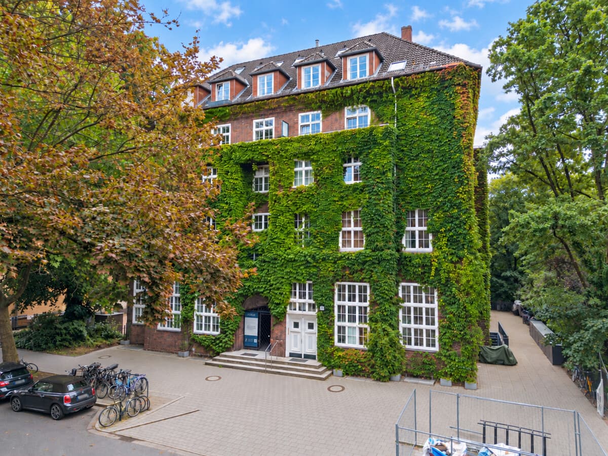 Generalsviertel! 4-Zimmer-Neubau-Wohnung im Altbau mit ca. 159 m² Wohnfläche und eigener Terrasse!